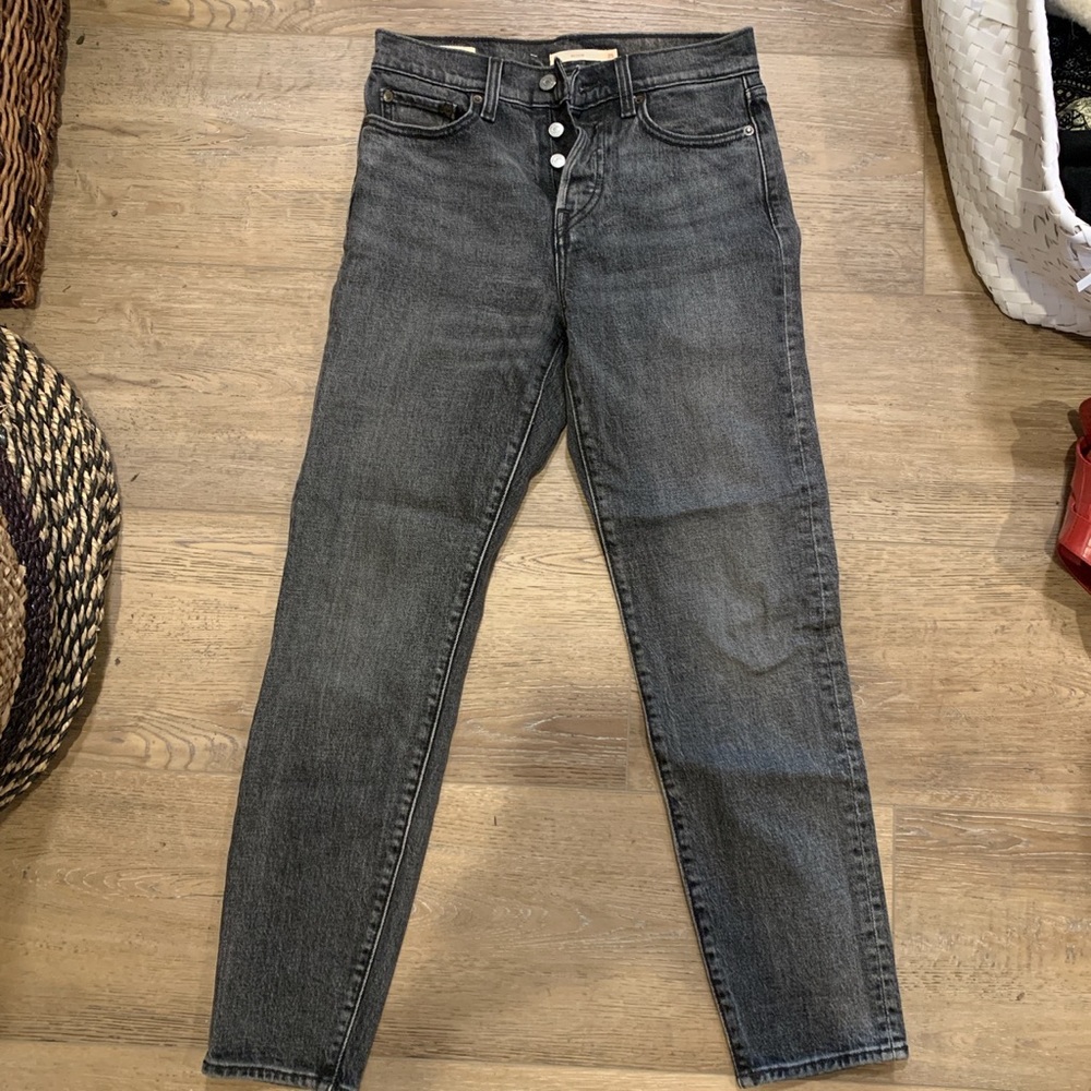 Gray Levi’s never been worn